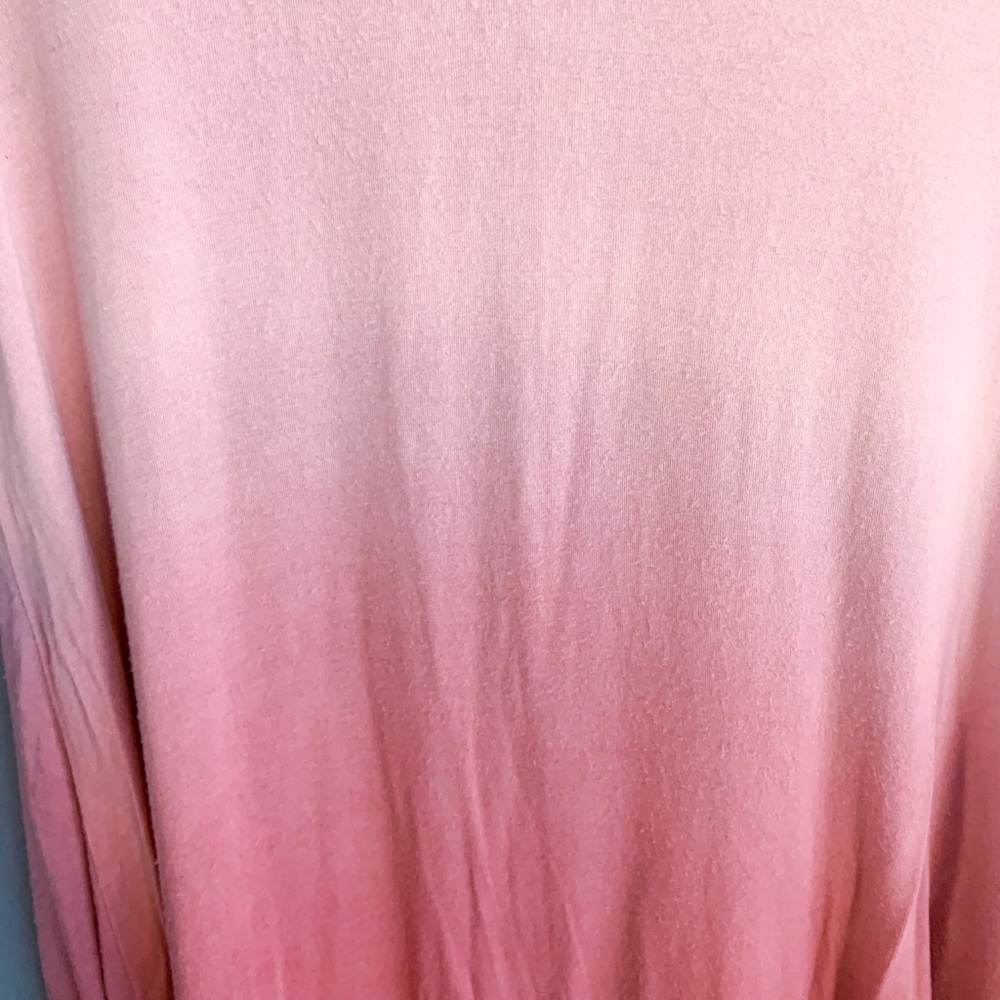 Francesca’s Alya pink ombré front cross dress - Picture 3 of 8